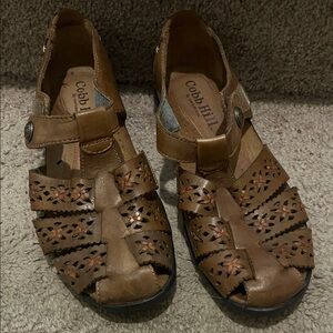 Cobb Hill Sandle size 8M